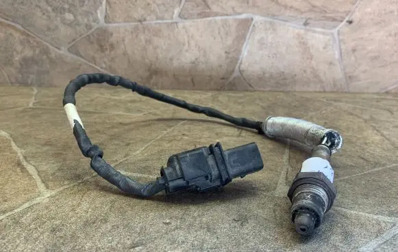 BMW 5 G30 G31 Lambda probe sensor 1928404682