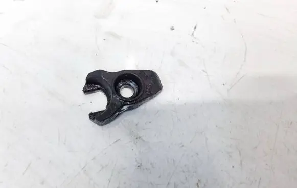 Peugeot 4007 Fuel Injector clamp holder 