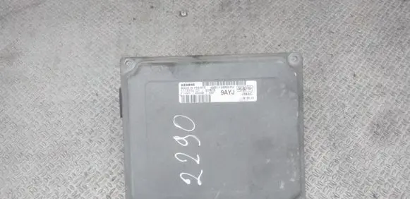 Ford Focus Engine control unit/module 4M5112A650HJ S118934101 9AYJ