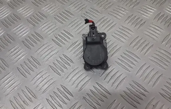 Ford Mondeo Mk III Central body control module 1S7H-19E616-AA