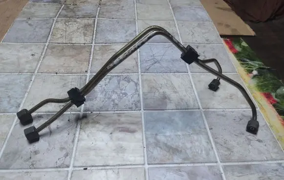 Citroen Berlingo Fuel line pipe 17006F