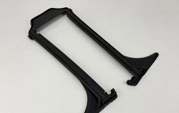 BMW i4 Front door glass trim molding 7482953