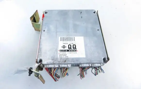 Nissan X-Trail T30 Engine control unit/module 2758001187 237108H803