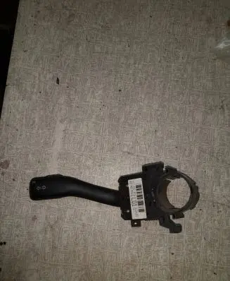 Seat Leon (1M) Indicator stalk 8L0953513G 202852ATW