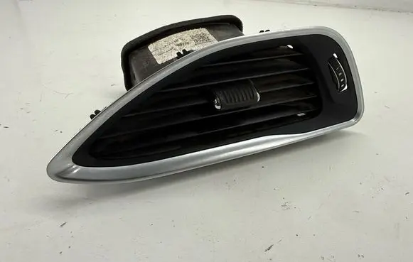 Chrysler Pacifica Dashboard side air vent grill/cover trim 6EC041X9AC 6EC02TRMAB 5RL201X9AA