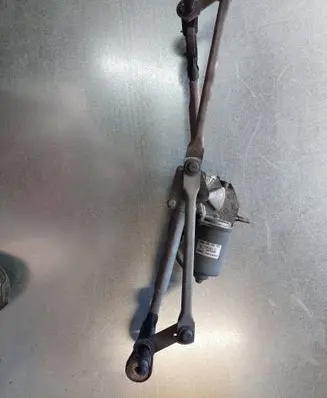 BMW X5 E70 Front wiper linkage and motor 7200535001
