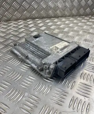 Audi A8 S8 D4 4H Engine control unit/module 4H0907409D