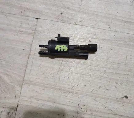 Mercedes-Benz CLA C117 X117 W117 Turbo solenoid valve 0025407097 48B43625C02