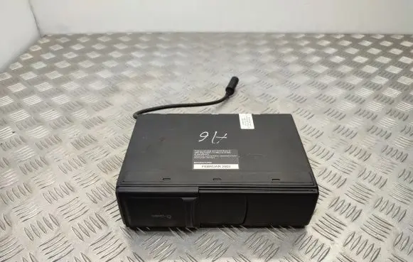 CD/DVD changer
