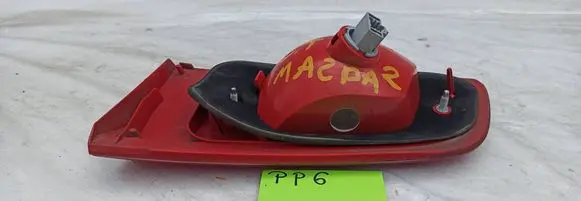 Mazda MPV II LW Rear/tail lights 1212123