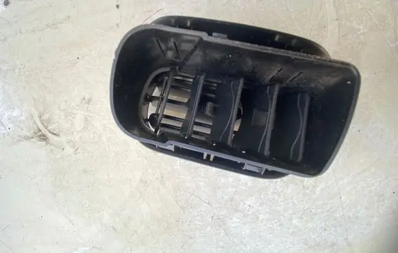 Citroen C4 Cactus Dashboard side air vent grill/cover trim 9800167677 00132939 89583