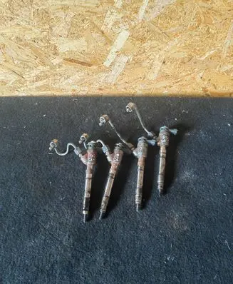 KIA Rio Fuel injectors set 0445110587