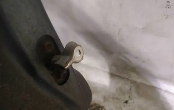 Toyota Aygo AB10 Front door check strap stopper 
