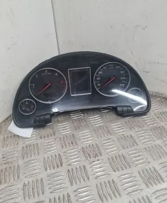 Audi A4 S4 B6 8E 8H Speedometer (instrument cluster) 1036901830