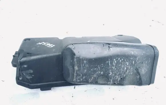BMW 1 E81 E87 Engine cover (trim) 137177872540 1371-77872540