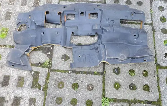 Renault Kangoo I Engine bonnet/hood sound/heat insulation 8200163502