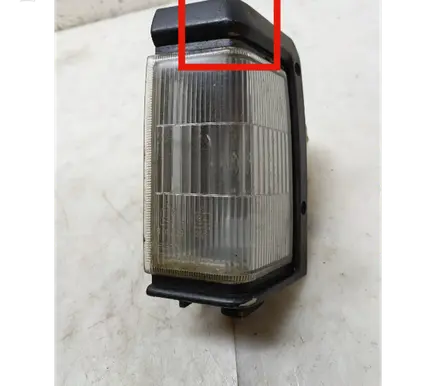 Nissan Terrano Front indicator light 21223922