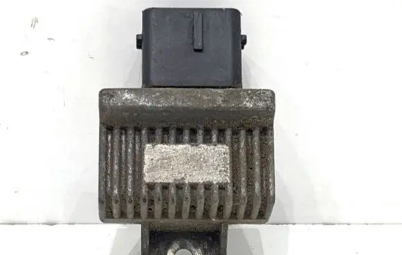 Mercedes-Benz CLA C117 X117 W117 other engine part A6519002203