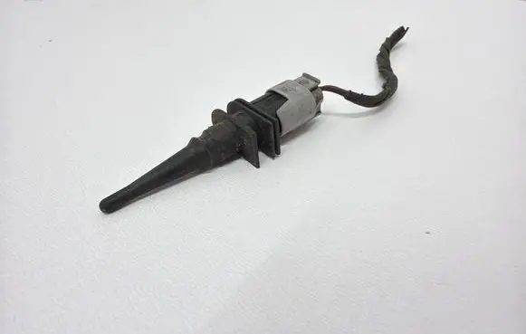 BMW 5 E60 E61 Outside/exterior temperature sensor 9653241