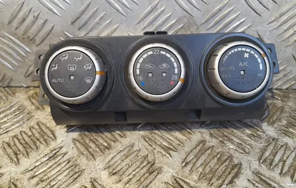 Nissan X-Trail T31 Climate control unit 27500jg700