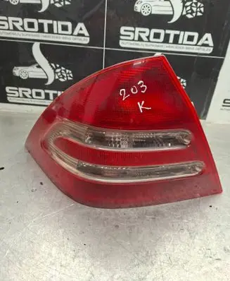 Mercedes-Benz C W203 Rear/tail lights 2038201964