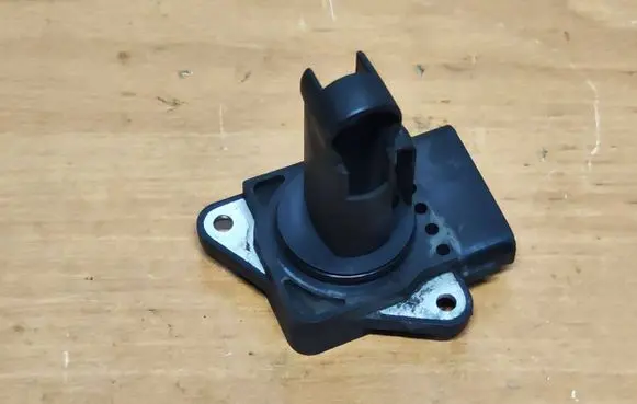 Toyota Prius (XW20) Mass air flow meter 2220422010 1974002030