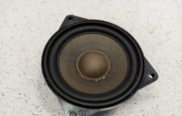 BMW 5 F10 F11 Parcel shelf speaker 65139169689