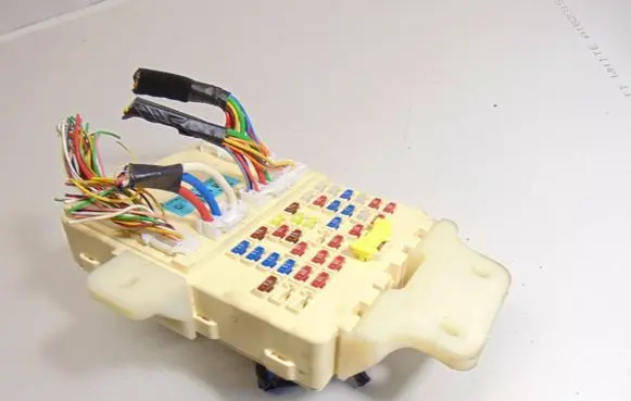 Hyundai ix35 Fuse module 919502S511