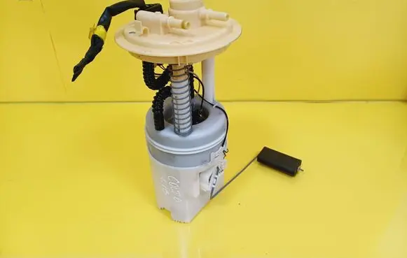 Mitsubishi Colt In-tank fuel pump