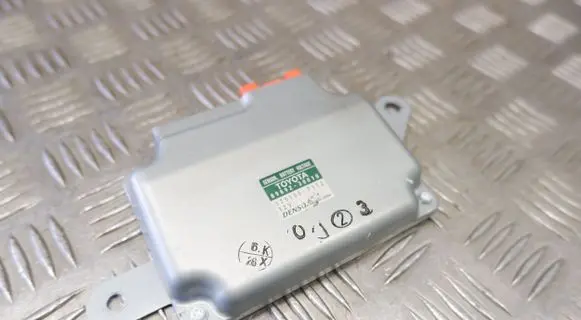Lexus GS 300 350 430 450H Other control units/modules 8989230010