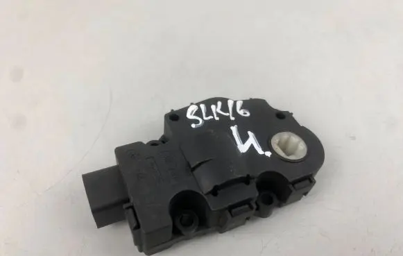 Mercedes-Benz SLK R172 Air flap motor/actuator T1015556H