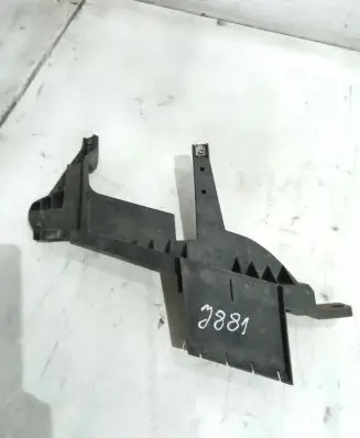 BMW X3 E83 Headlight/headlamp mounting bracket 1301073024
