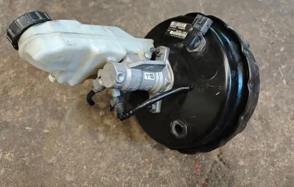 Volvo V40 Brake booster 31362925 03775721324 322903202969