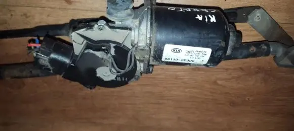 KIA Cerato Wiper motor 981102f000