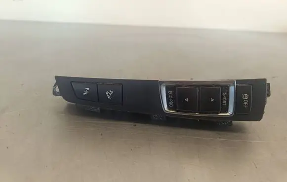 BMW X3 F25 A set of switches 9240293 107552 1009025701