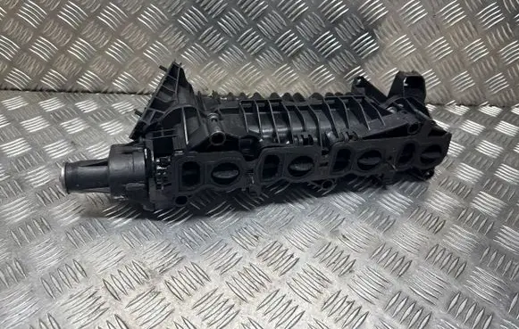 BMW 5 F10 F11 Intake manifold 8514771 8506406 7807991