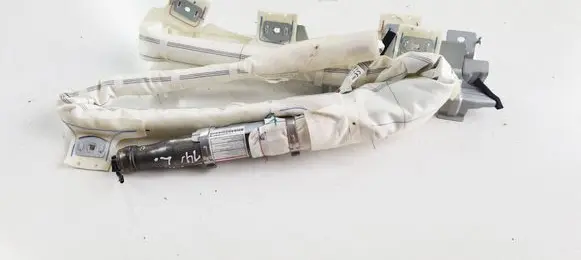 Isuzu D-Max Roof airbag
