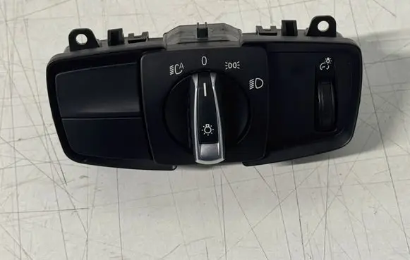 BMW i3 Light switch 9865815