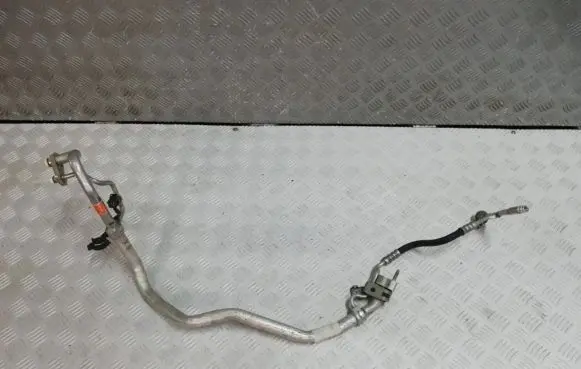 Ford Grand C-MAX Air conditioning (A/C) pipe/hose