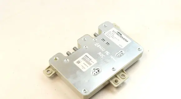 BMW 6 E63 E64 Aerial antenna amplifier 6953212 28011166