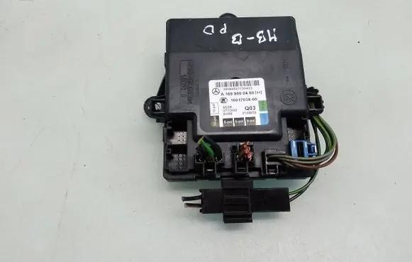 Mercedes-Benz B W245 Door control unit/module A1699000400
