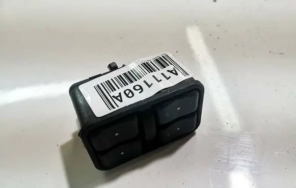 Opel Zafira A Electric window control switch 90561086