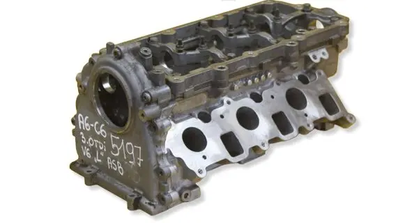 Audi A6 S6 C6 4F Engine head 1059353BE 0593AL