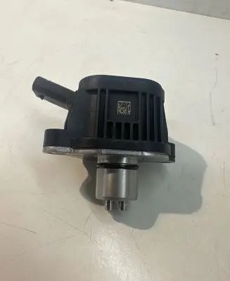 Volkswagen Tiguan Camshaft vanos timing valve 04E906048A 10409903 0303170149133