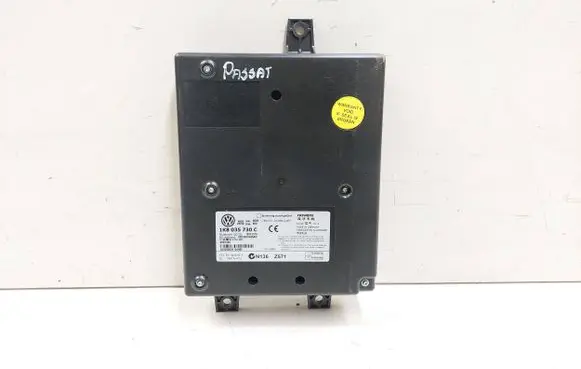 Volkswagen PASSAT B6 Bluetooth control unit module 1K8035730C