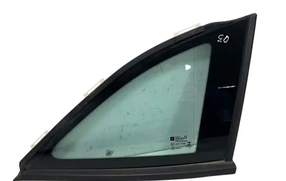 Opel Astra K Rear side window 43R011583 E000199 DOT682AS2M3236