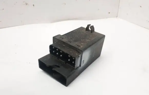 BMW 5 E34 Glow plug pre-heat relay 2243562 72RB500 1221
