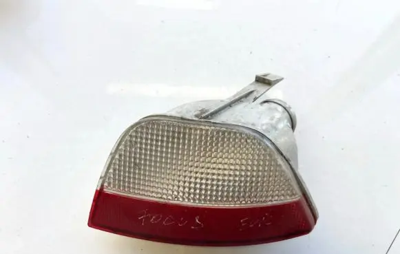 Ford Focus Rear fog light XS4115K273A XS41-15K273-A
