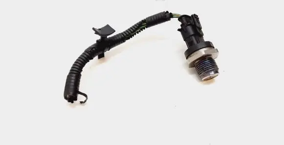 Fuel pressure sensor
