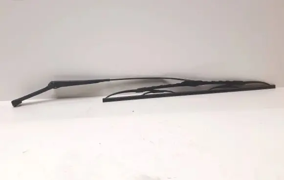 Audi A4 S4 B5 8D Front wiper blade arm 8D1955407A